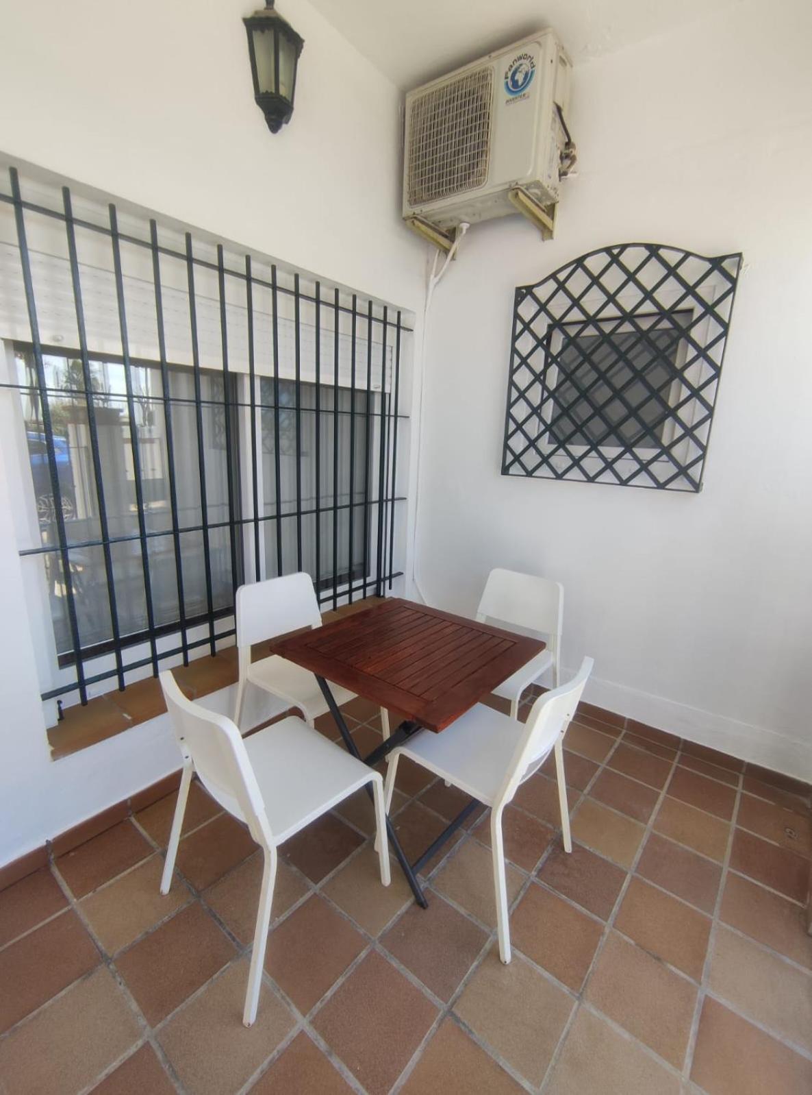 Apartment En Planta Baja Con Vistar Al Mar Conil De La Frontera